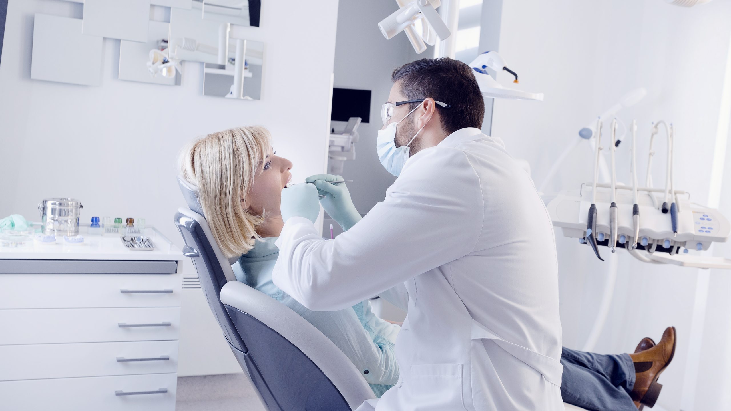 Dentist in Lothian, MD